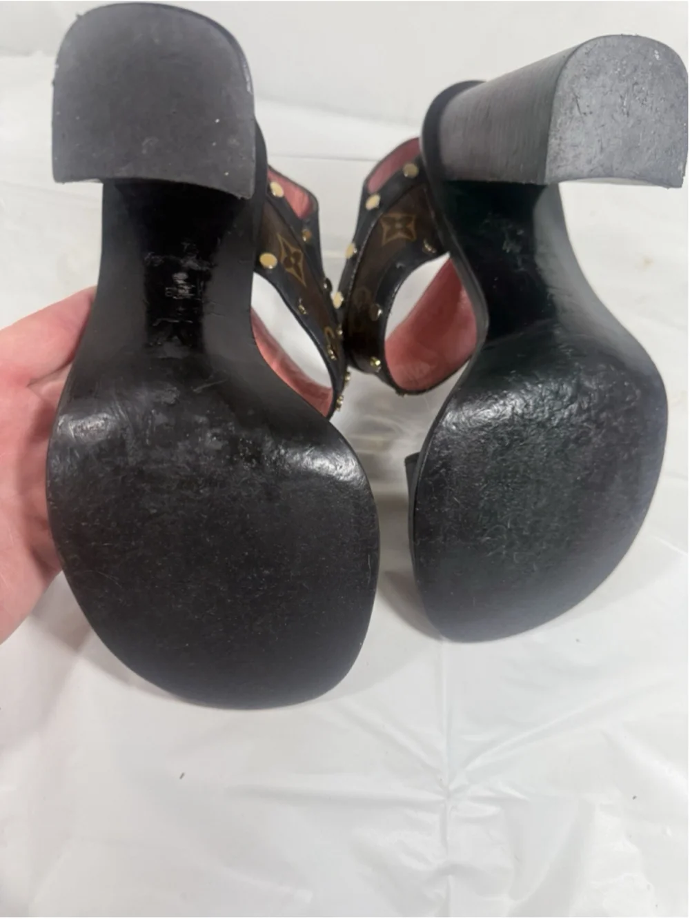 Designer Louis Vuitton Size 8 38 Passenger Style Sandal Women's Heels - Picture 4 of 16